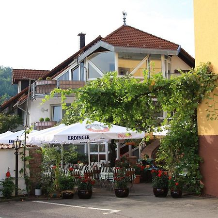 Hotel- Restaurant Zum Schwan Waldfischbach-Burgalben Exteriör bild