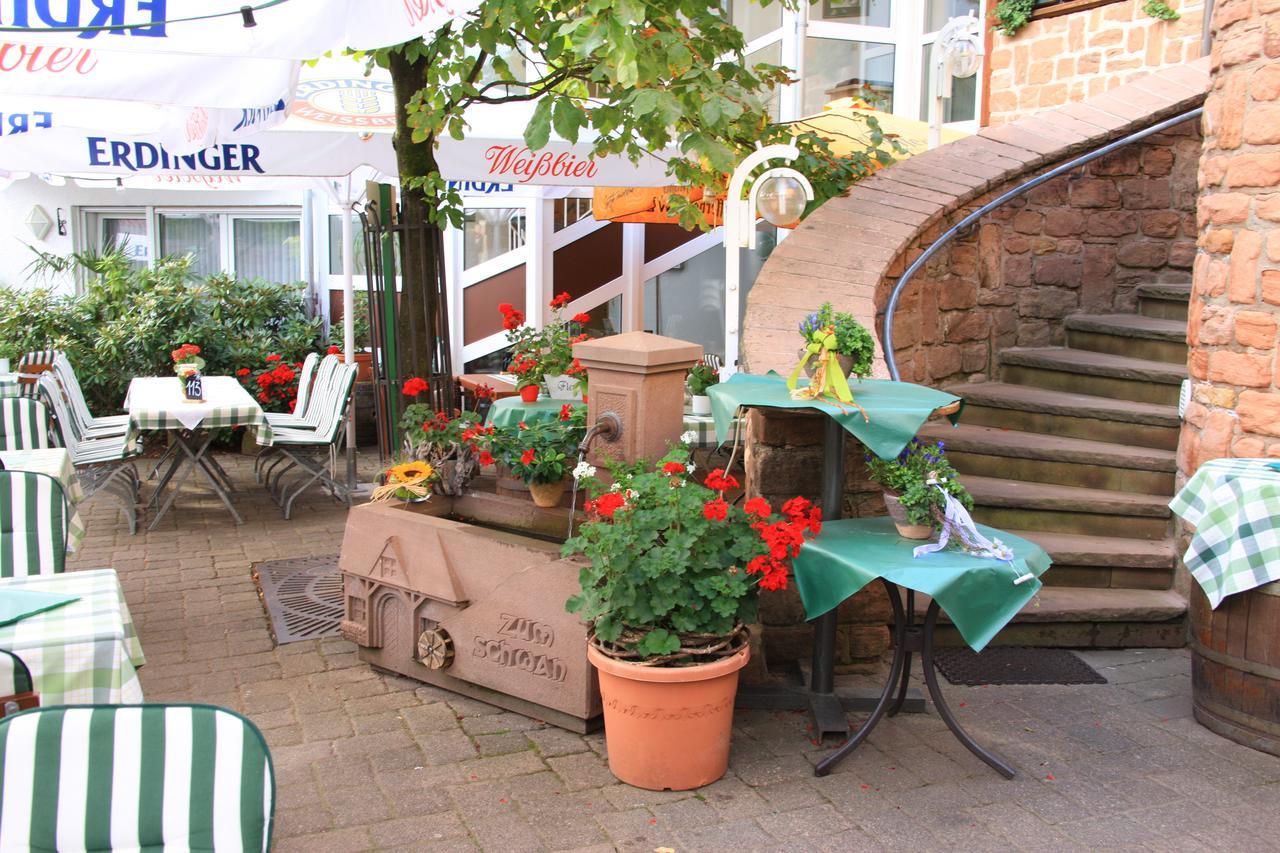 Hotel- Restaurant Zum Schwan Waldfischbach-Burgalben Exteriör bild