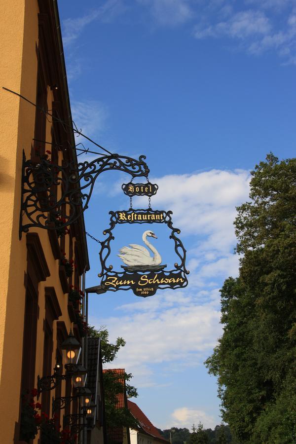 Hotel- Restaurant Zum Schwan Waldfischbach-Burgalben Exteriör bild
