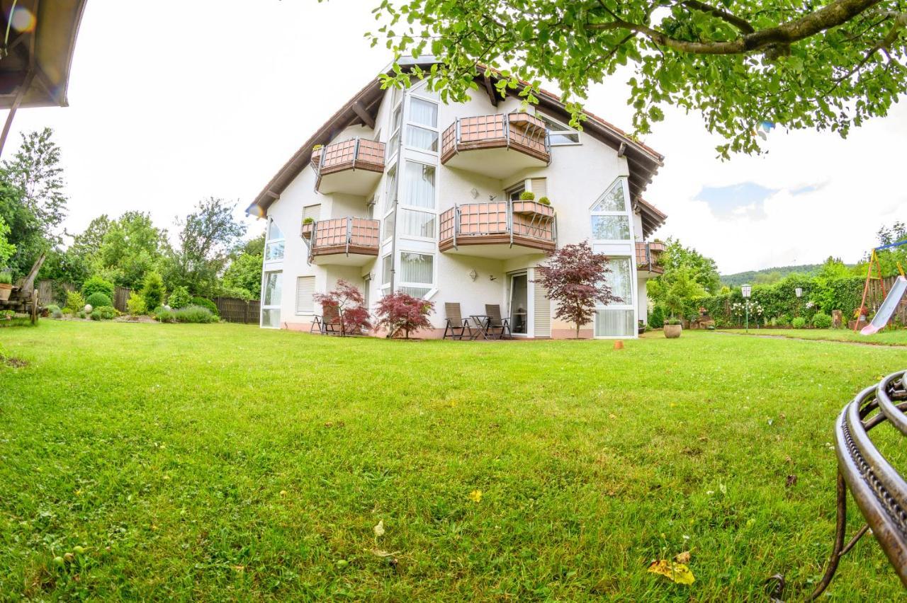Hotel- Restaurant Zum Schwan Waldfischbach-Burgalben Exteriör bild
